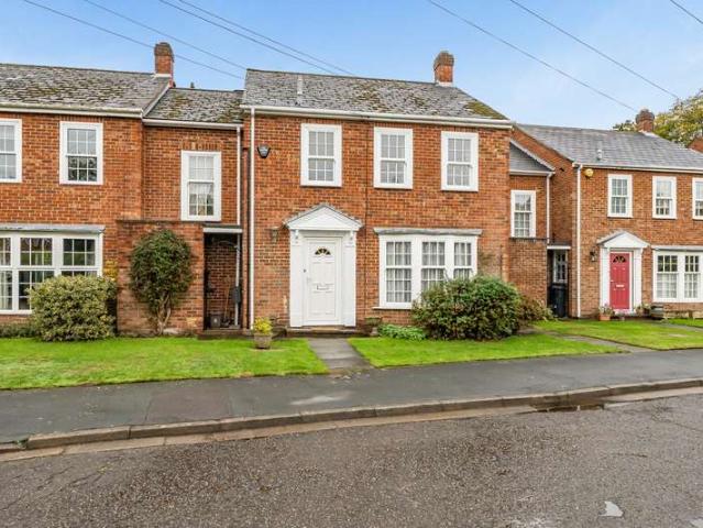 House for sale in Denham, Gerrards Cross and Chalfonts Community Board, Gerrards Cross