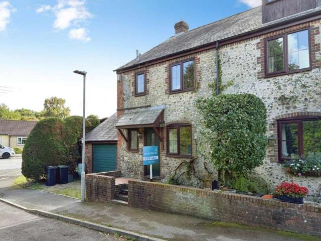 House for sale in Cerne Abbas