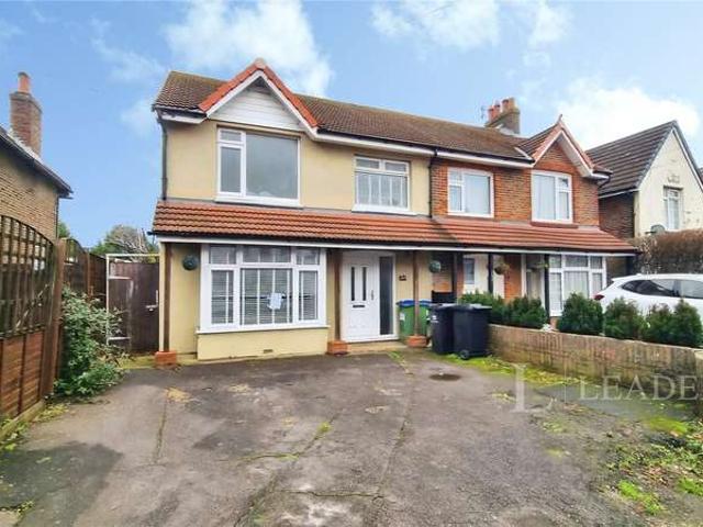 House for sale in Bersted, Clapham