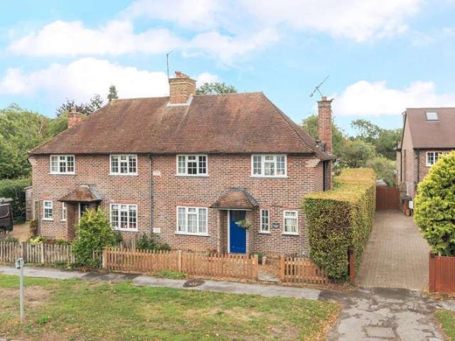 House for sale in Shalford, Westborough