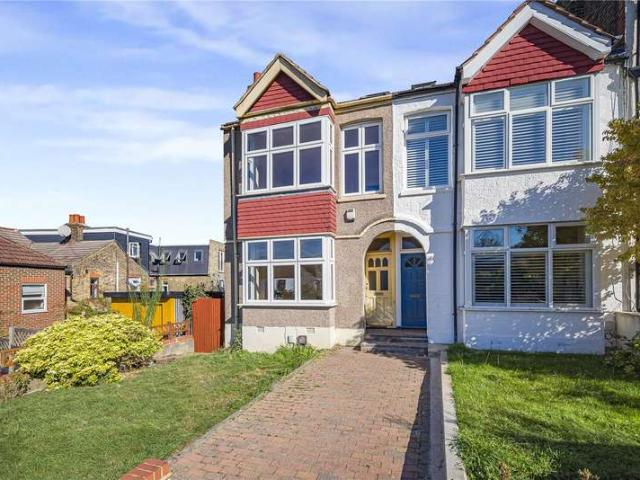 House for sale in London Borough of Lewisham, Greater London