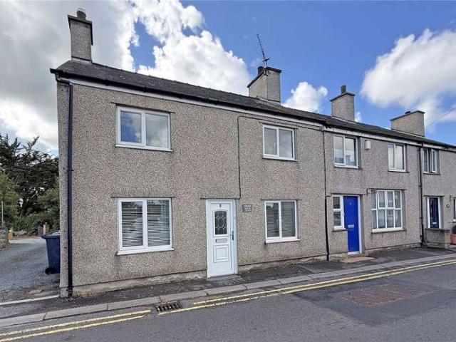 House for sale in Llanidan, Brynsiencyn