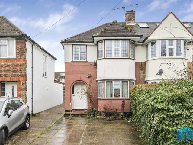 House for sale in Brunswick Park, Greater London