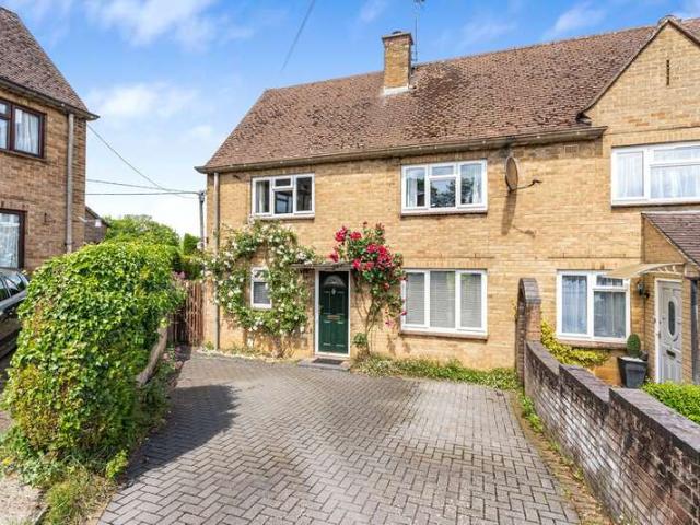 House for sale in Evershot, Oxfordshire
