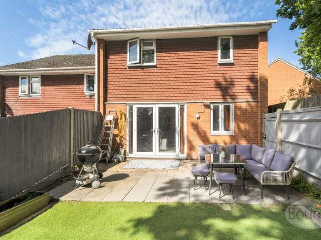 House for sale in Westborough, Surrey