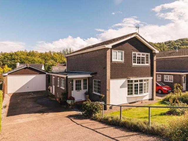 House for sale in Trewen