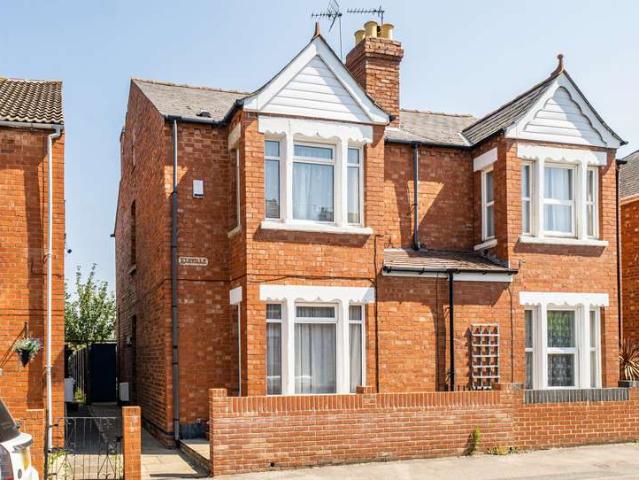House for sale in Gloucester, Gloucestershire