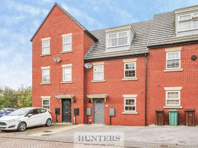 House for sale in Cutsyke, Castleford