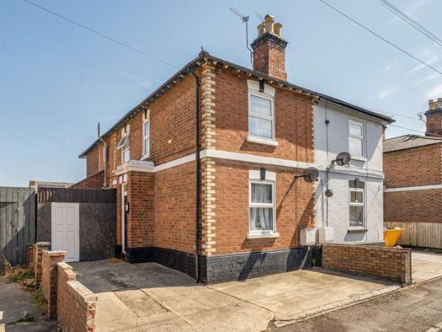 House for sale in Gloucester, Gloucestershire