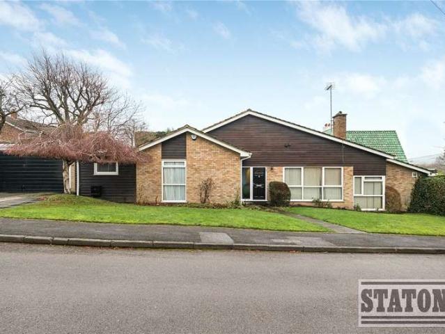 House for sale in East Barnet, Greater London