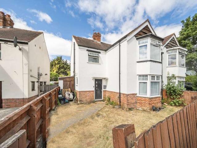 House for sale in The Slade, Oxfordshire