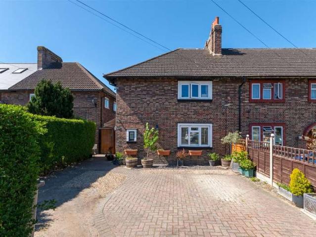 House for sale in London Borough of Merton, Merton Park