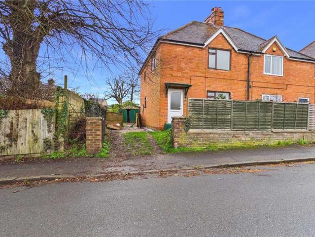 House for sale in Ashmore Green, West Berkshire