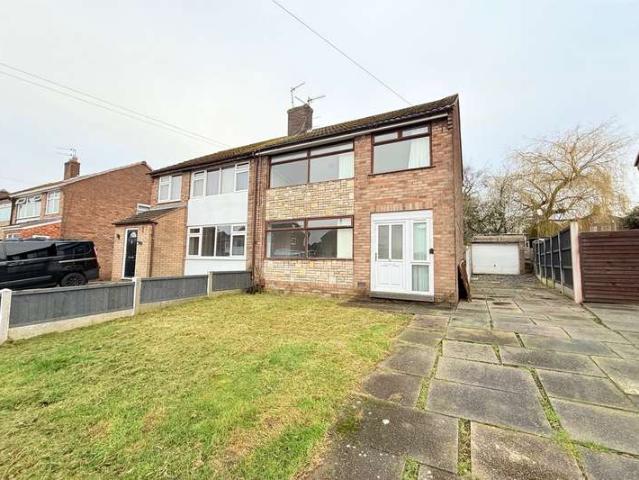 House for sale in Halton