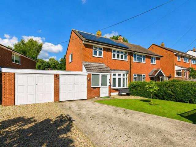 House for sale in Highcliffe