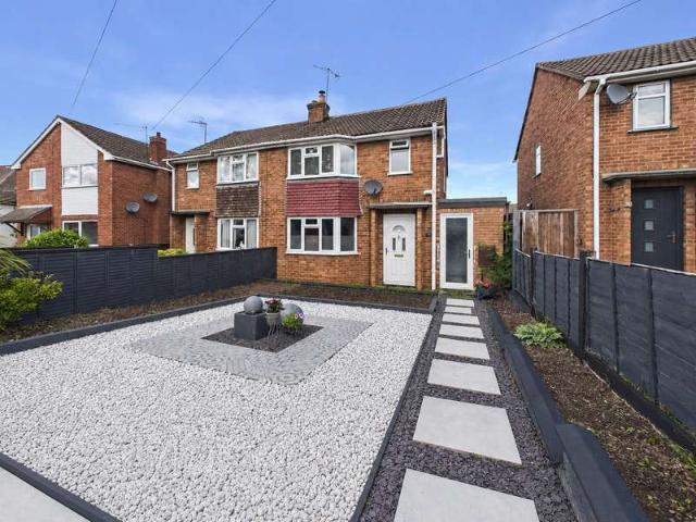 House for sale in The Ronkswood, Worcestershire