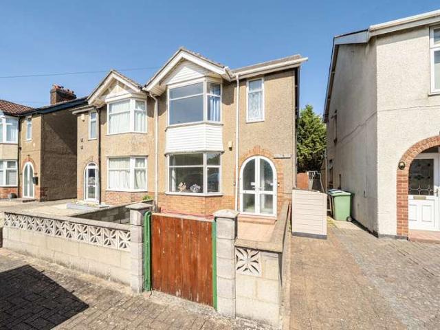 House for sale in The Slade, Oxfordshire