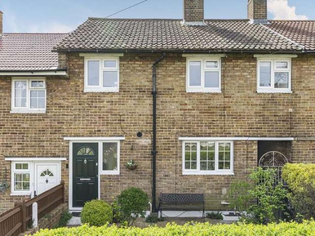 Cottage for sale in Hayes, Greater London