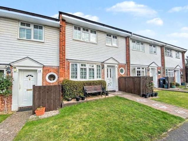 House for sale in Horsell, Woking