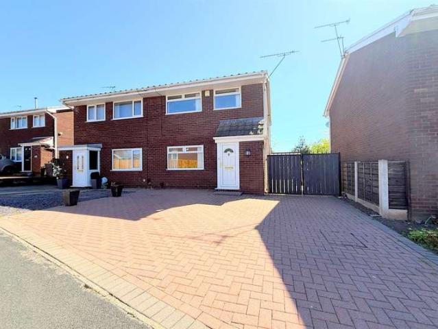 House for sale in Beechwood, Halton