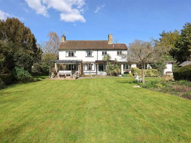 House for sale in The Butts, Kent