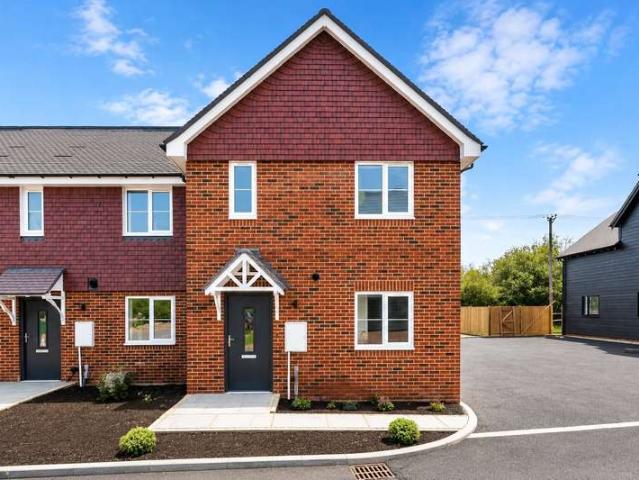 House for sale in Fole, Surrey