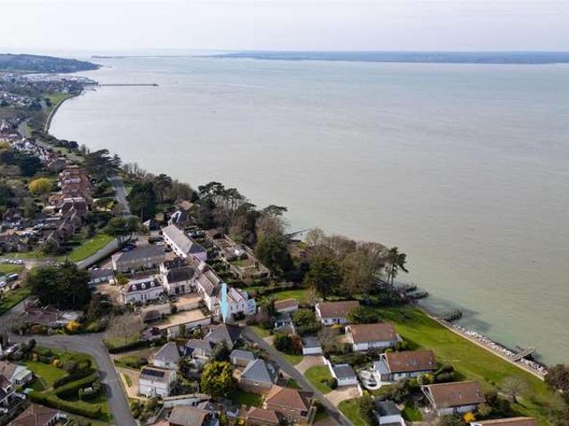House for sale in Shalfleet, Isle Of Wight