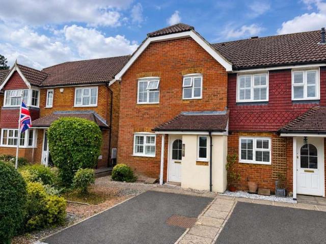 House for sale in Folkestone, Kent