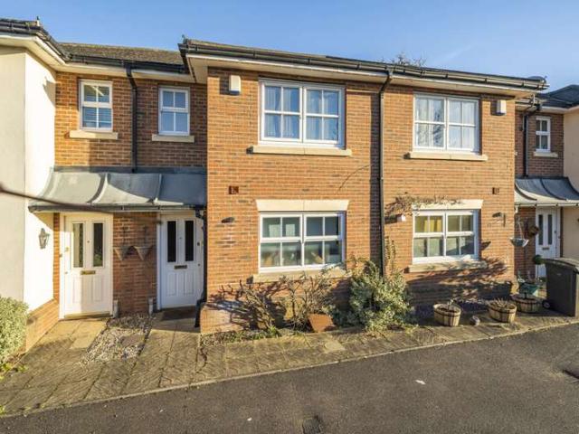 House for sale in Row Town, Surrey