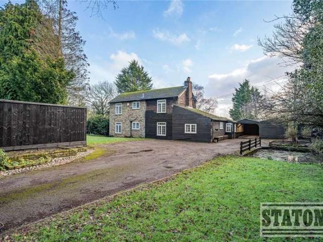 House for sale in Borehamwood, Hertfordshire