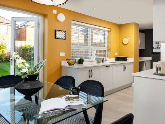 House for sale in Waltham