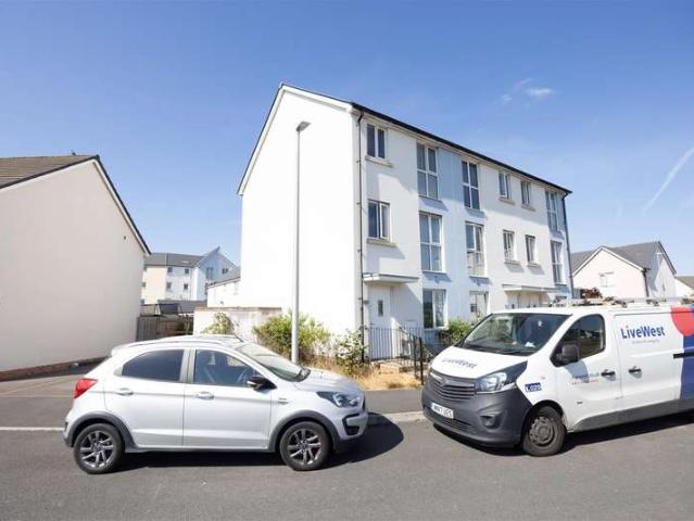 House for sale in Haywood Village, Weston-super-Mare