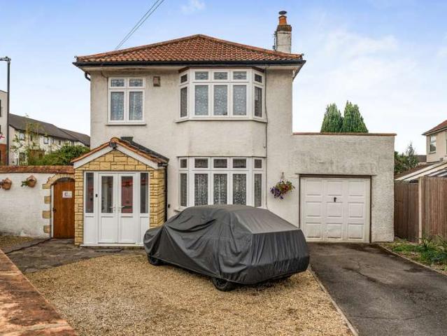 House for sale in Kingswood