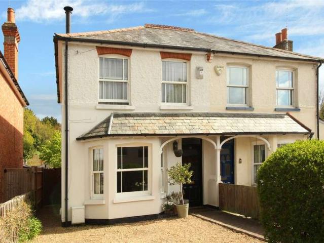 House for sale in Horsell, Woking