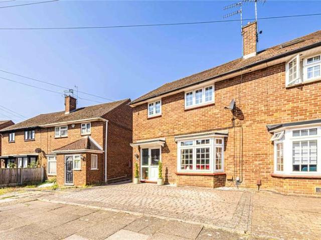 House for sale in Pouchen End, Hertfordshire
