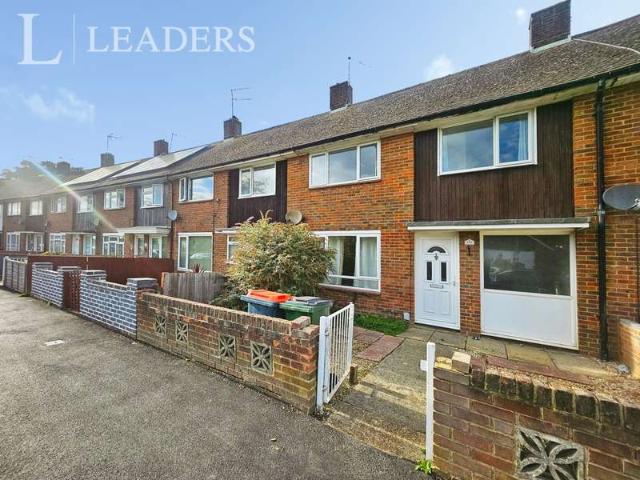 House for sale in Gossops Green, Crawley