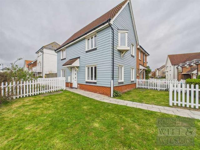 House for sale in Heathlands, East Sussex