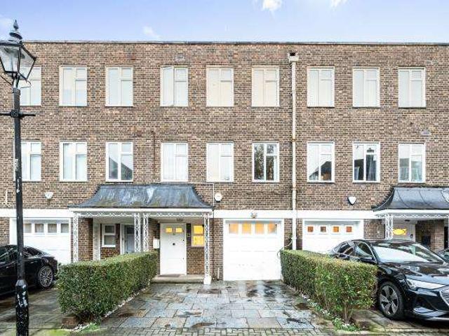 House for sale in Kensington, Greater London