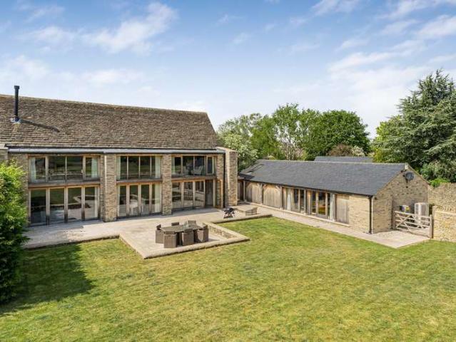 House for sale in Fossebridge, Gloucestershire