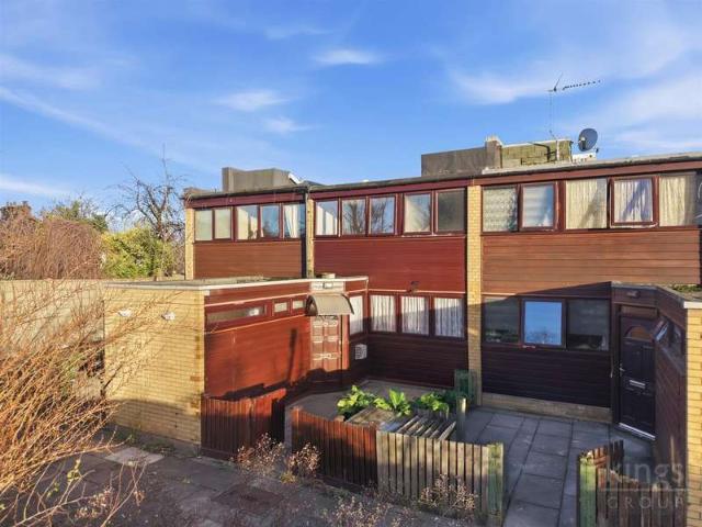 House for sale in Greater London