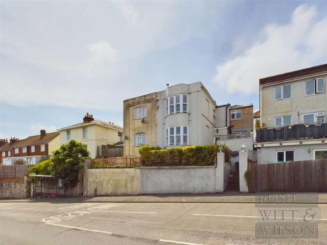 House for sale in Broomgrove, Guestling Green