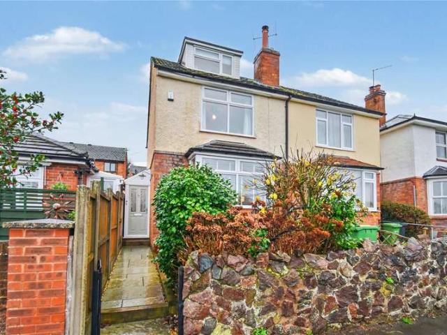 House for sale in Diglis, Worcestershire