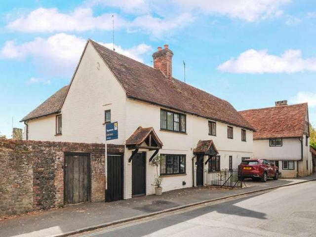 House for sale in Gomshall, Guildford