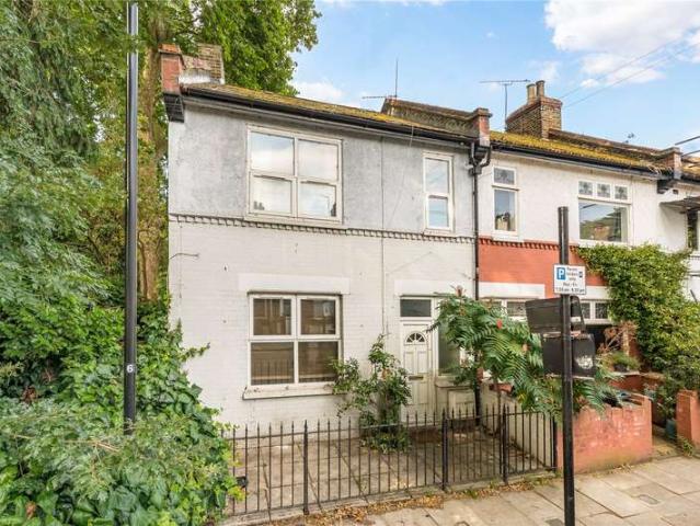 House for sale in Clapton, Greater London