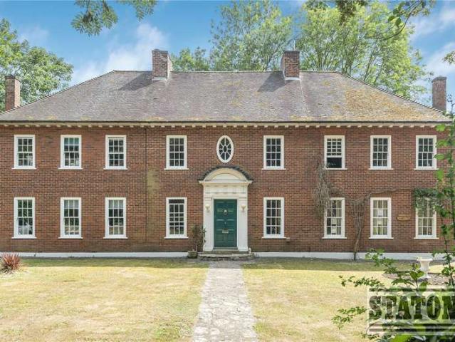 House for sale in New Barnet, Greater London