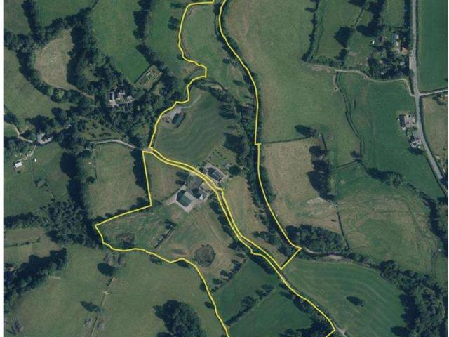 House for sale in Cynwyl Gaeo, Pumsaint