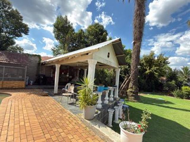 House for sale in Johannesburg, City of Johannesburg Metropolitan Municipality