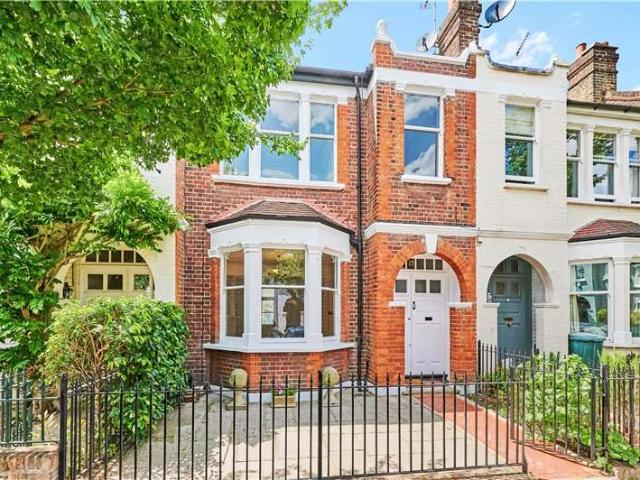 House for sale in London Borough of Richmond upon Thames, Greater London