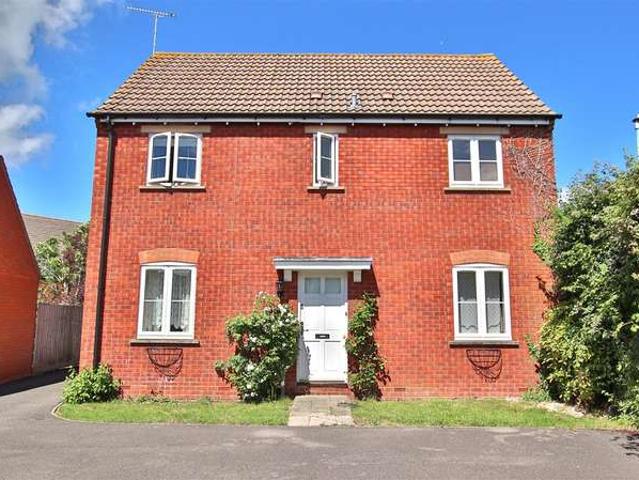 House for sale in Wheatpieces, Pamington