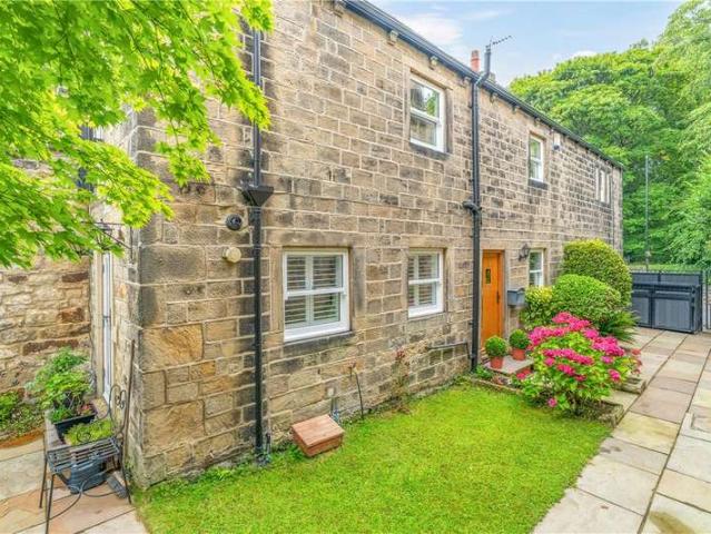 House for sale in Shaw Lane, Guiseley